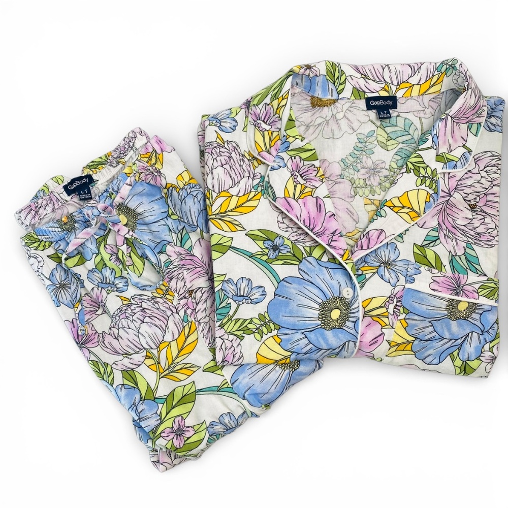 GAP Linen Blend Pajamas set shorts and Short Sleeve top in multi floral Size LT - Picture 2 of 10